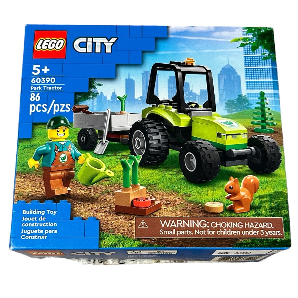 LEGO City Park Tractor 60390, Trailer Farm Vehicle Construction w/  Animal Figur